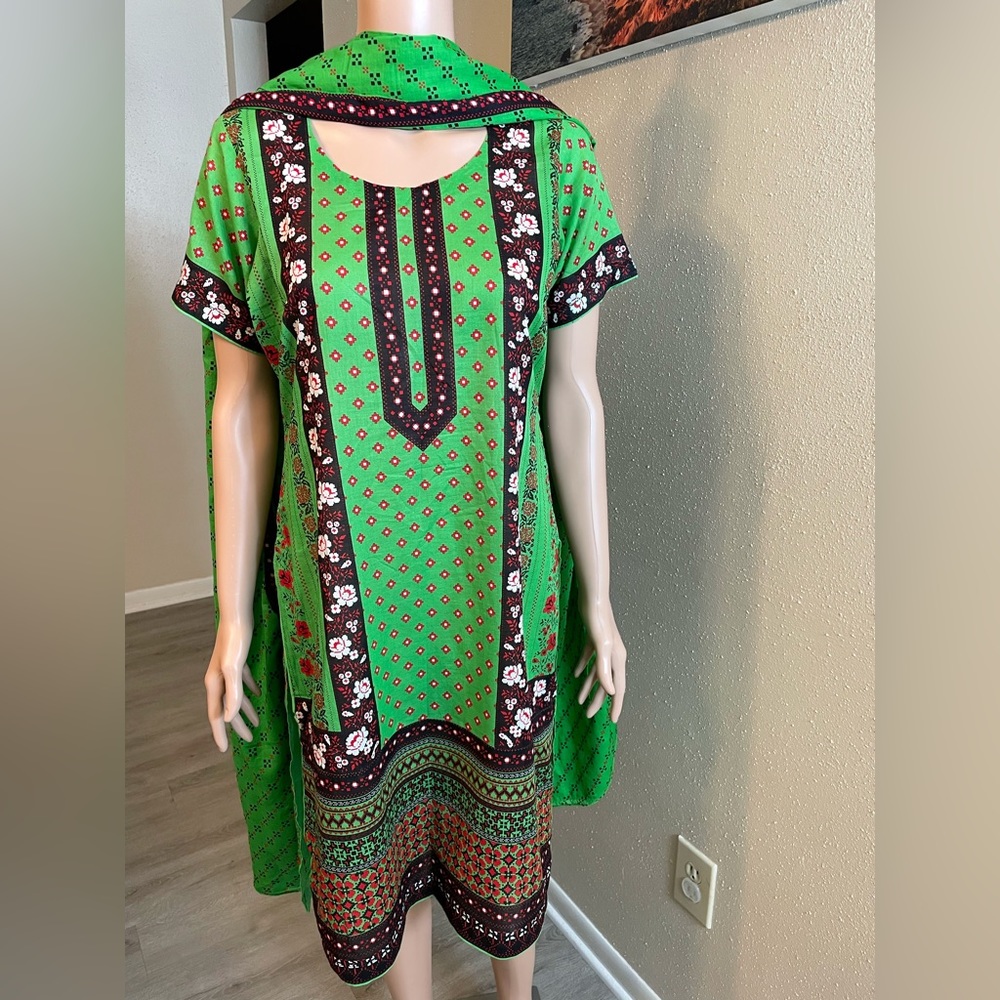 Pakistani Personalized & Customized  Shalwar Kameez